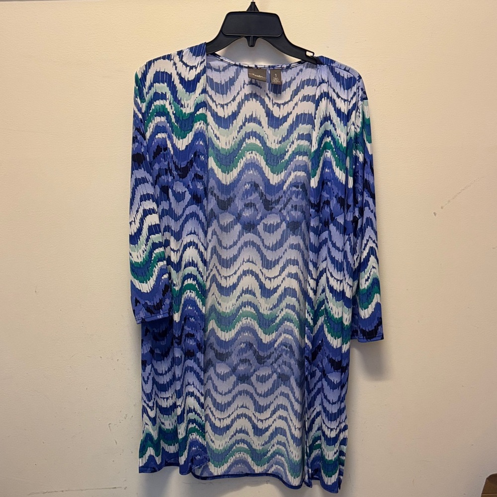 Wavy Stripe Blue & White Tunic Top